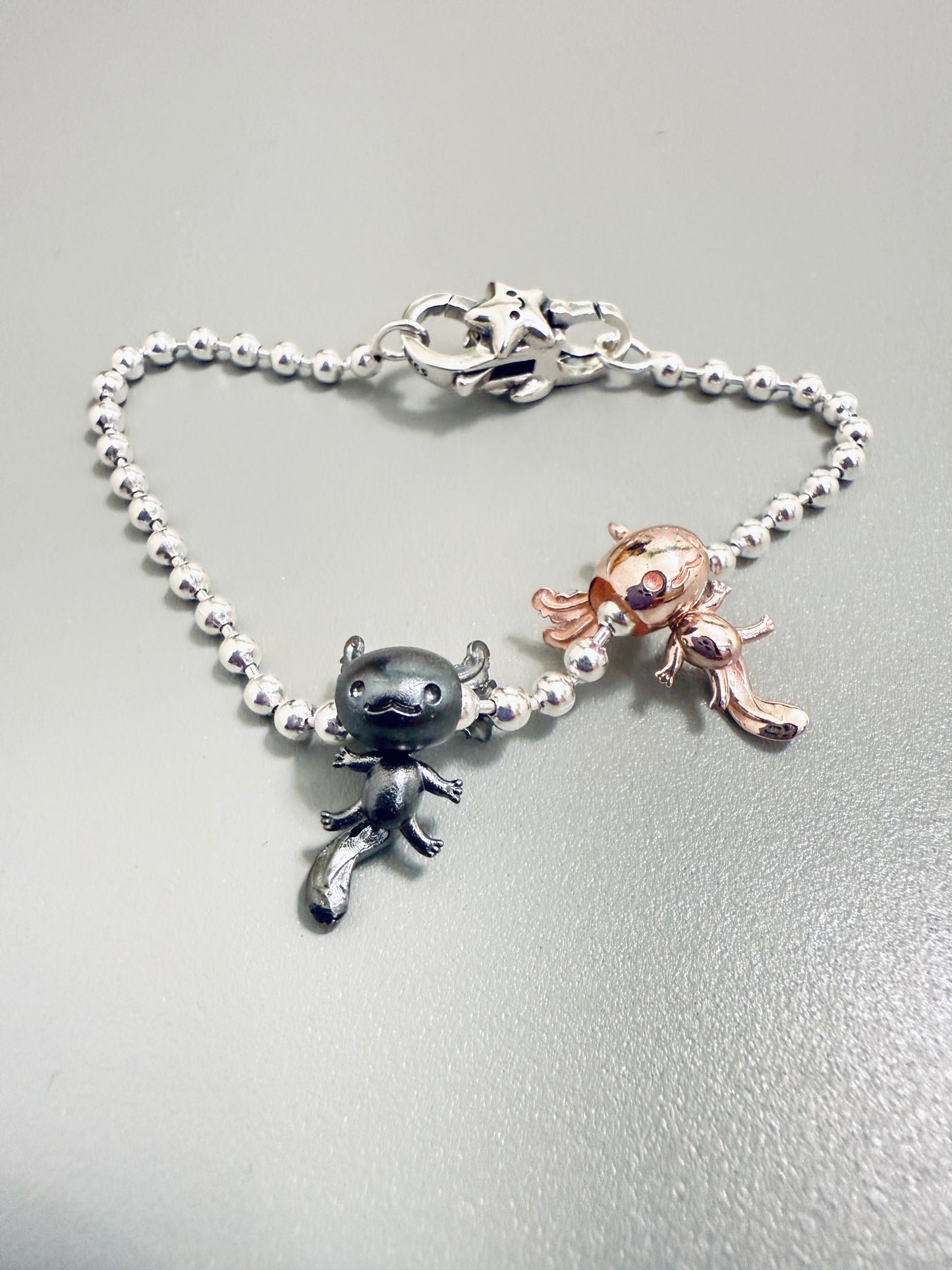 Ajolote Bead (Rosa)