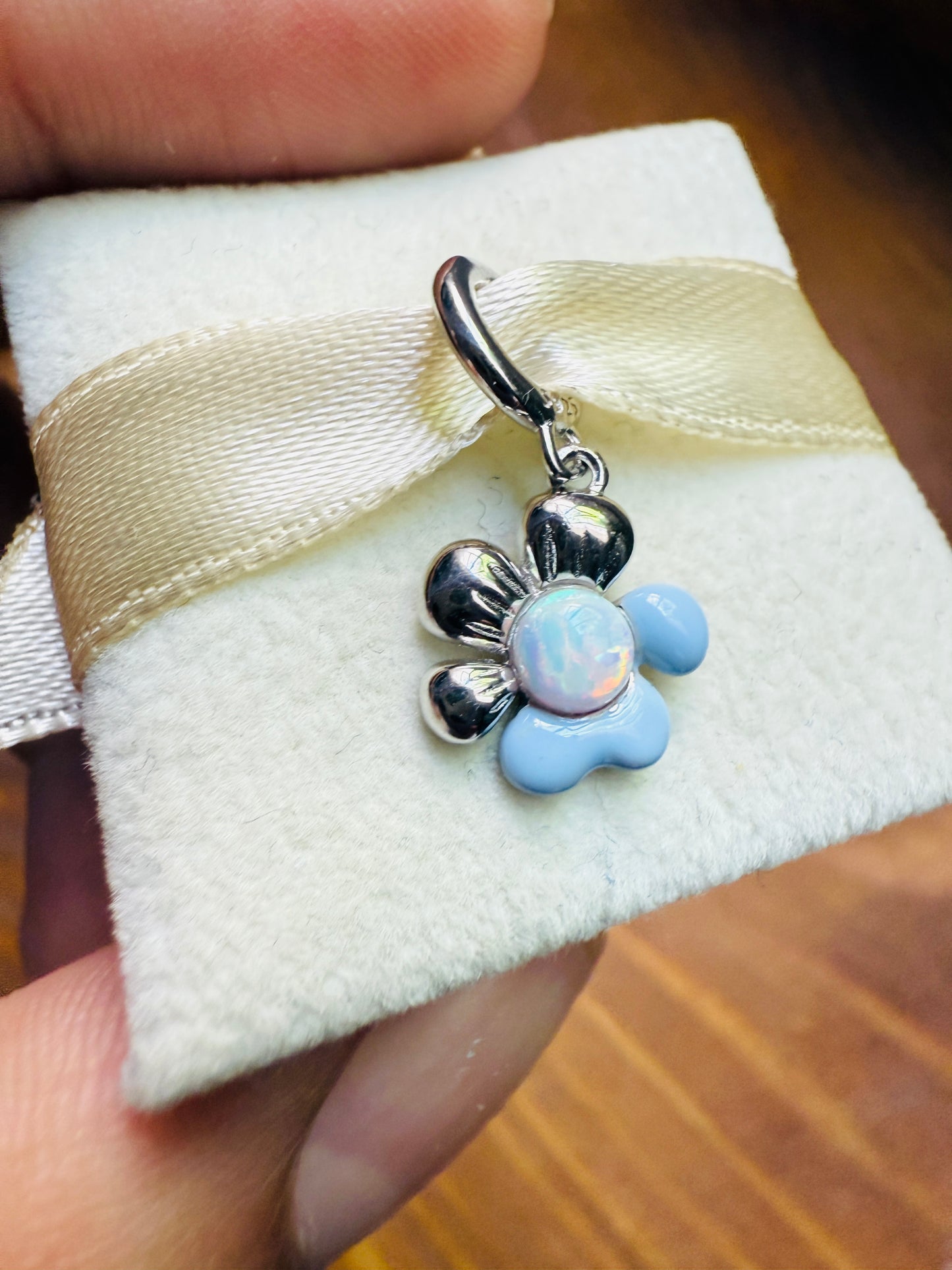 Charm Flor Azul