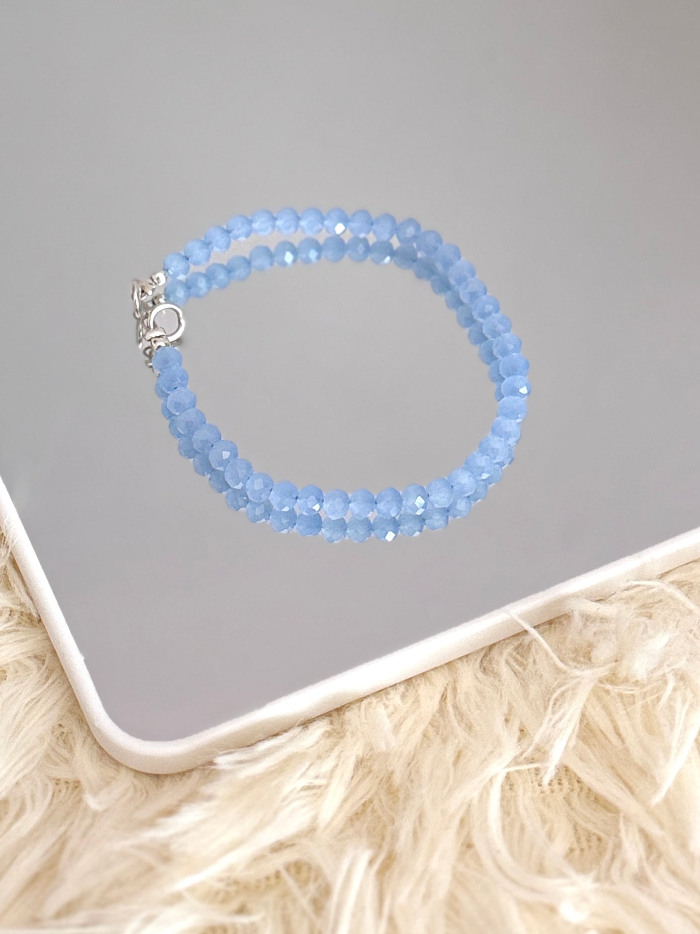 Brazalete cristales azul pastel