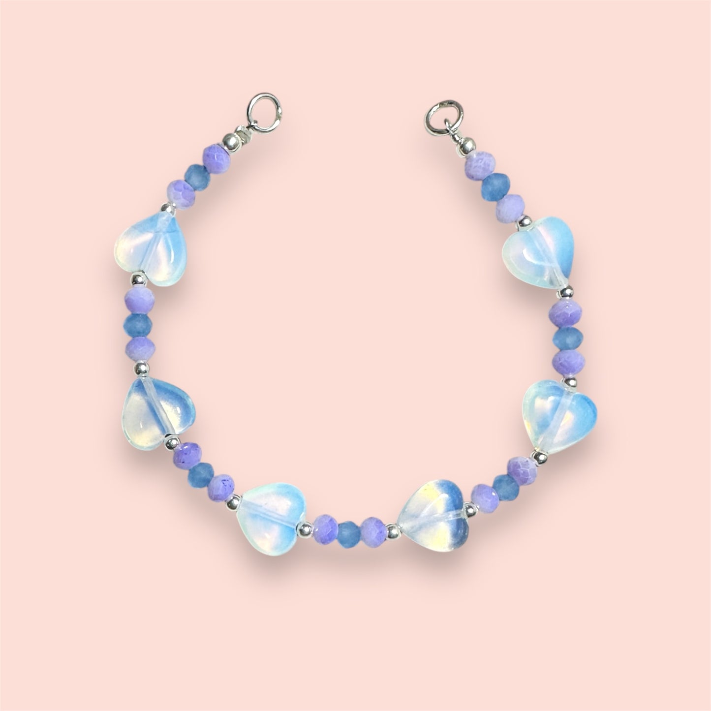 Brazalete Corazones Piedra lunar y cristales