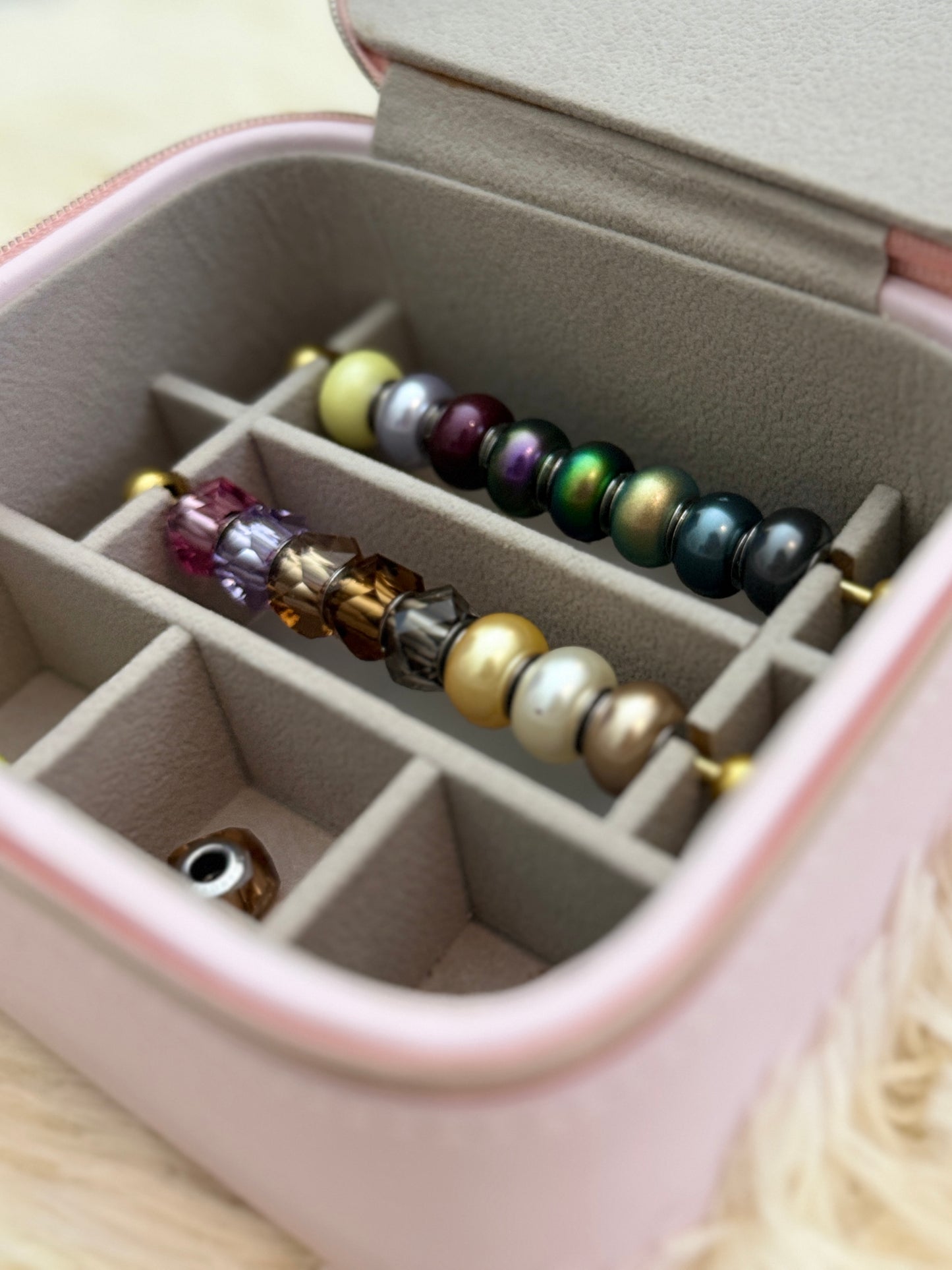 Par Swarovski Mauve Pearl