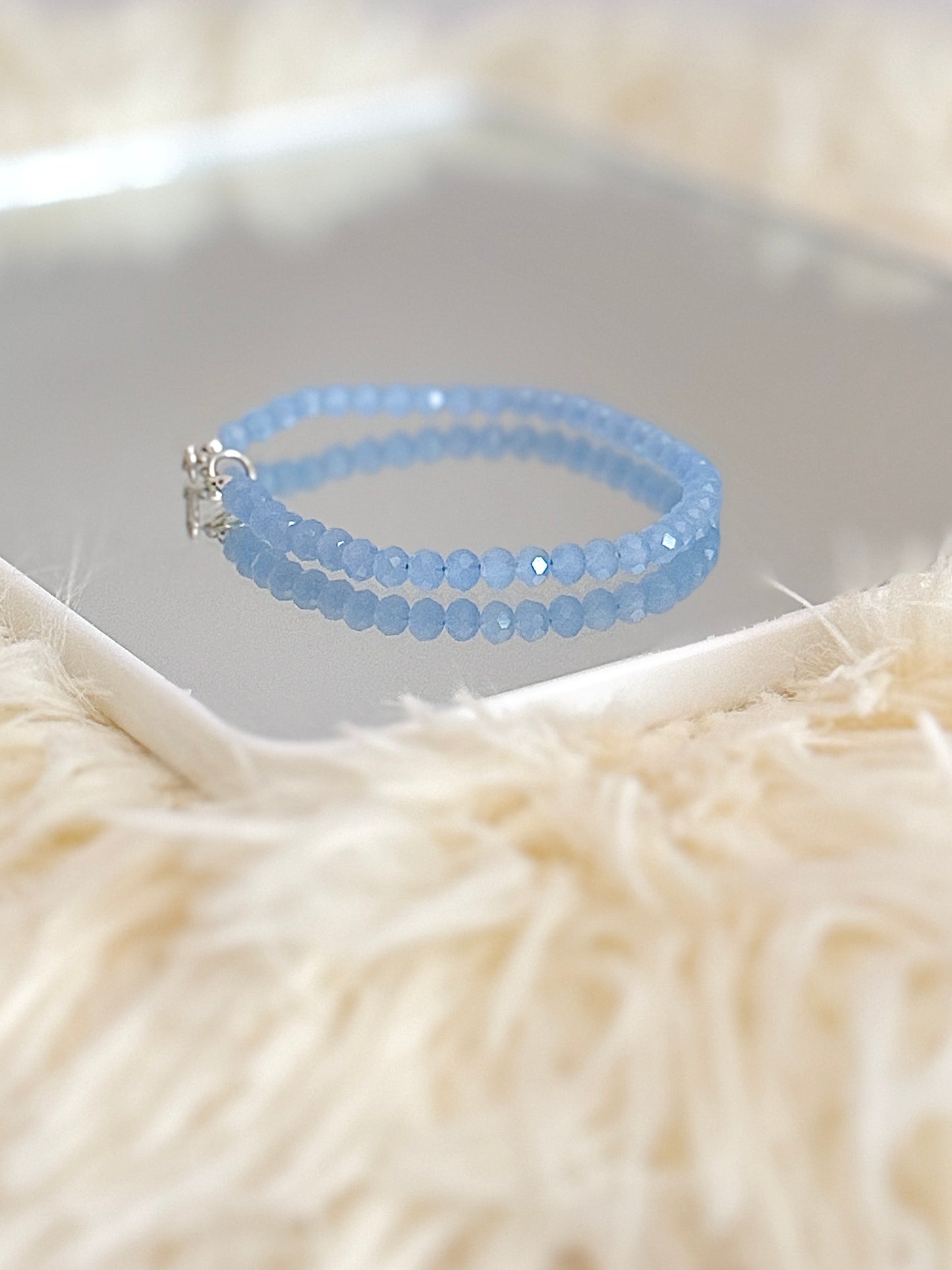 Brazalete cristales azul pastel