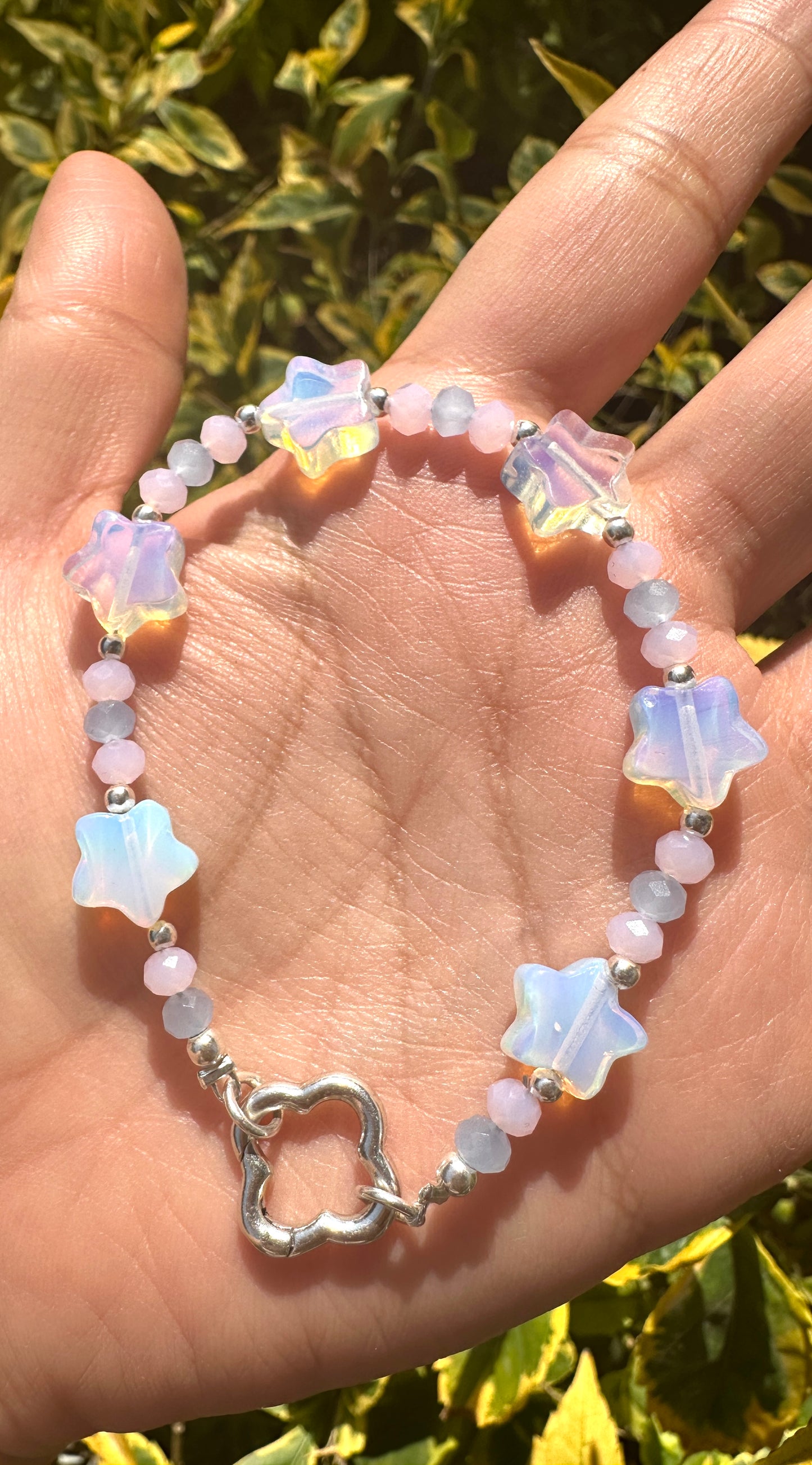 Brazalete Estrellas Piedra Lunar y cristales