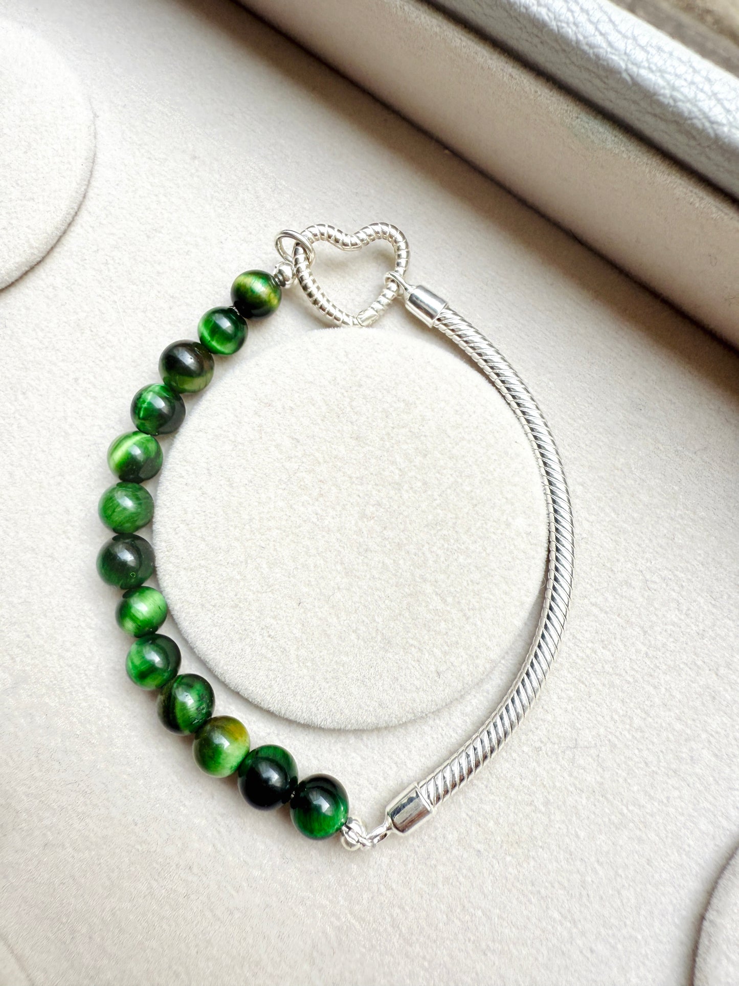 Brazalete Ojo de tigre Verde y Plata
