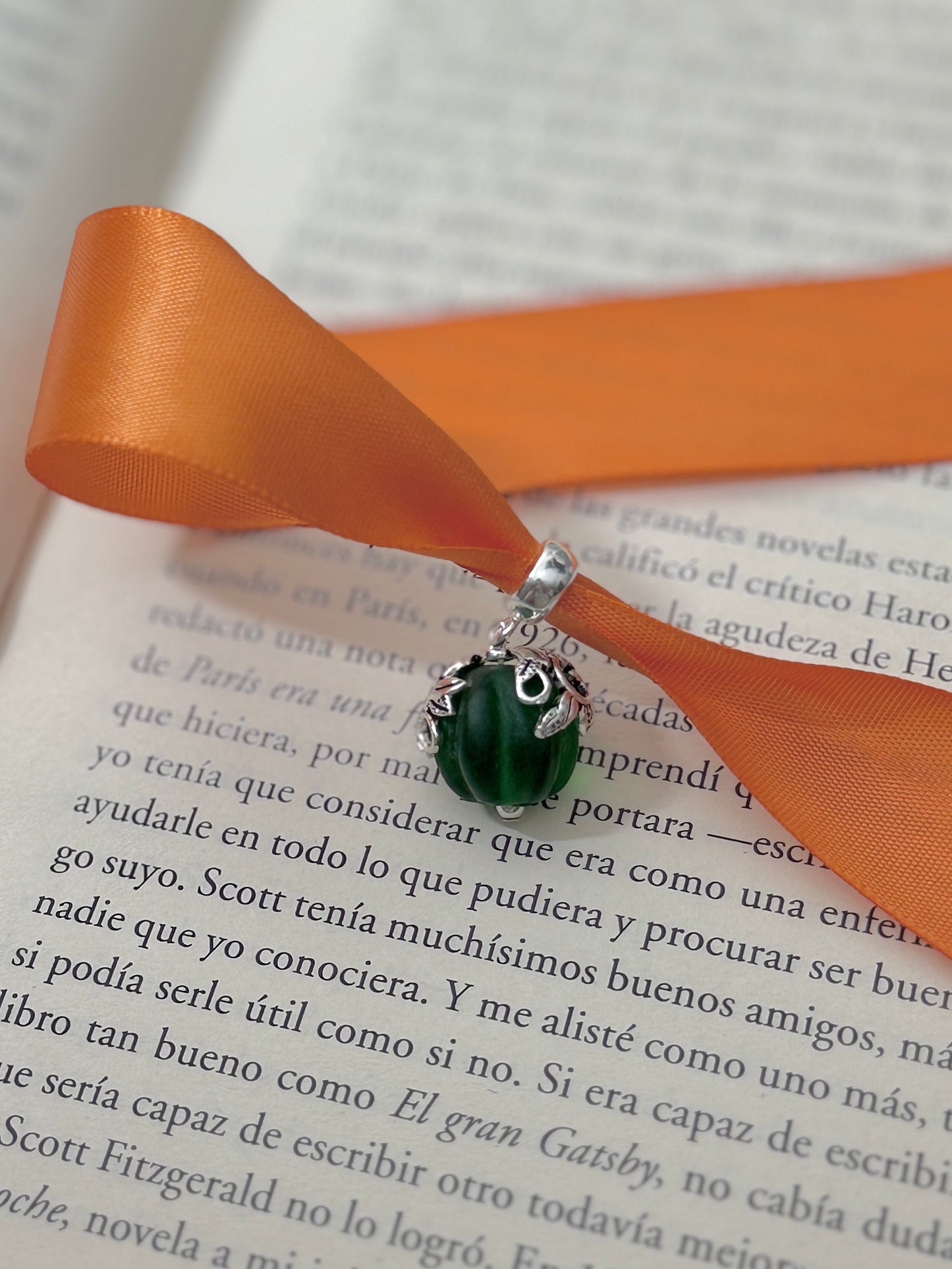 Charm Calabaza Verde con Hojas