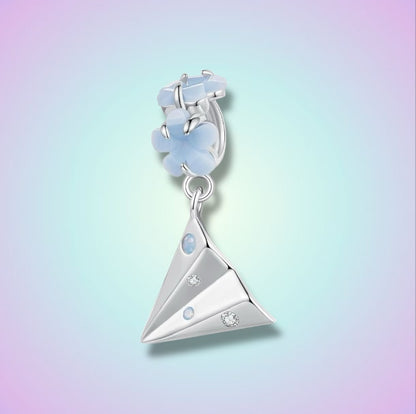 Charm Avión de papel