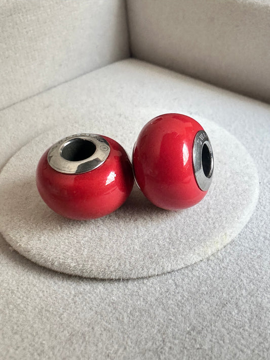 PAR SWAROVSKI APERLADO ROJO