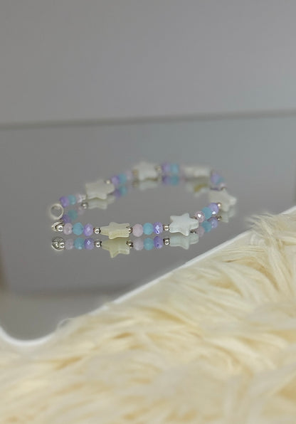 Brazalete estrellas blancas y cristales