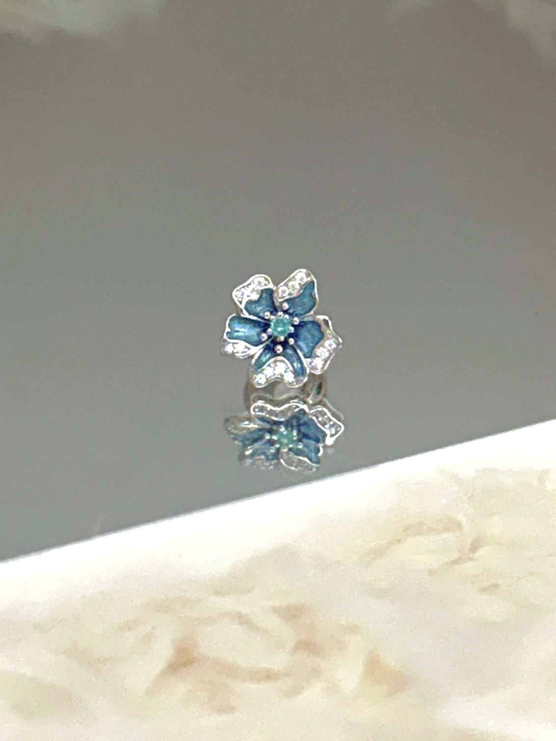 Blue Flower Stopper