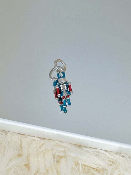 Charm Cascanueces Colgante