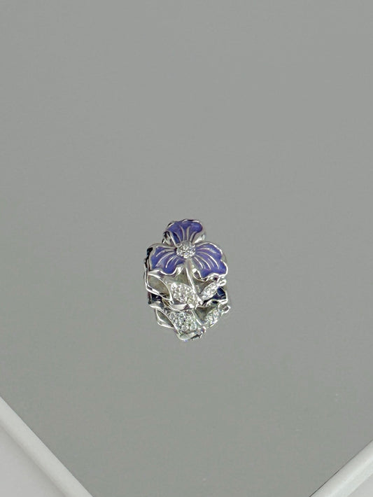 Flor Lila charm