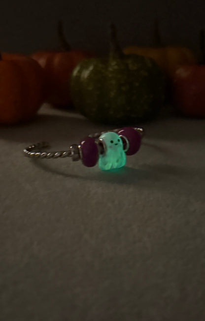 Charm Ghost glow White